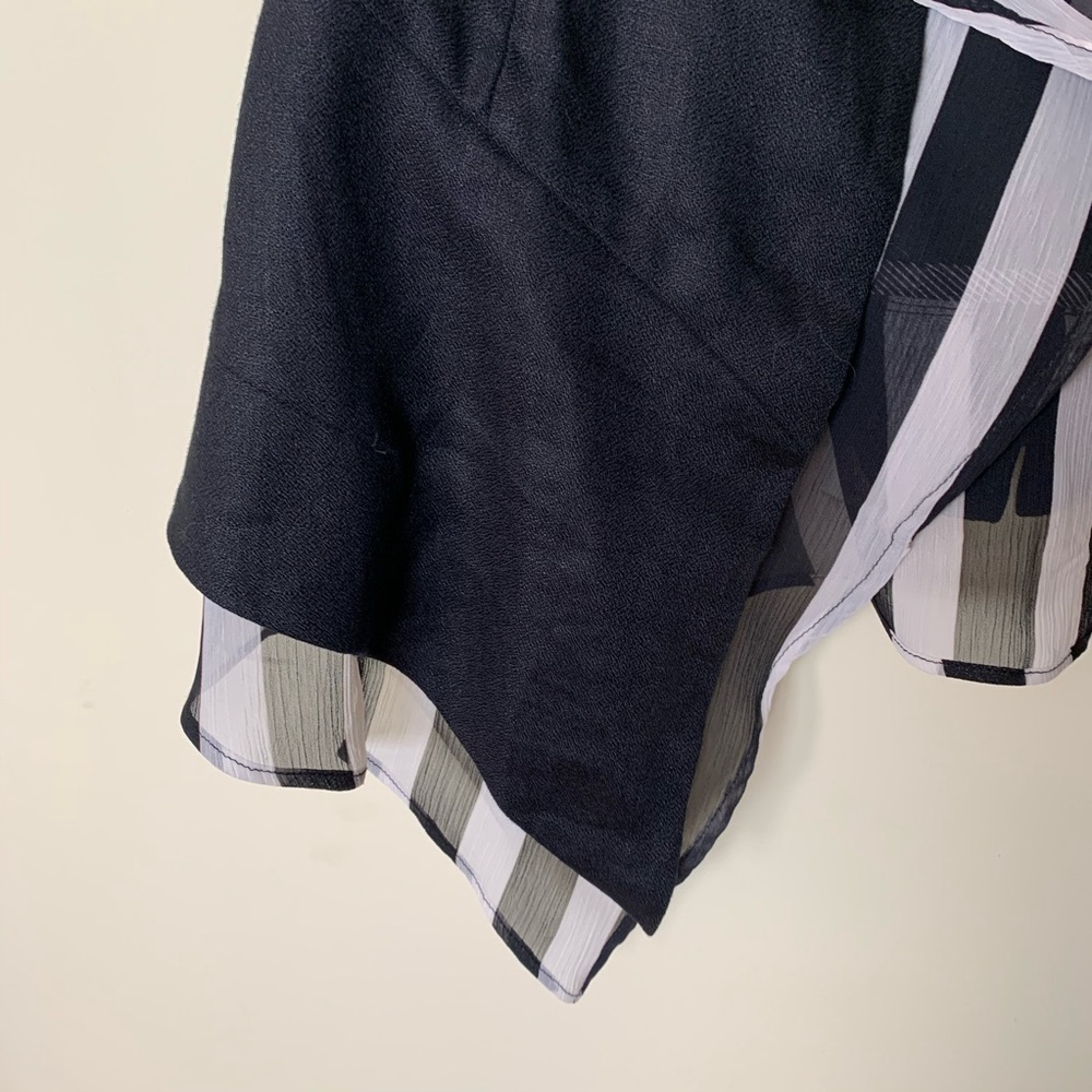 Myrine Pure Black Linen Vest Small - Picture 5 of 7